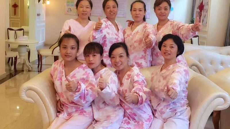 产后修复：新手妈妈的肌肤护理步骤详解