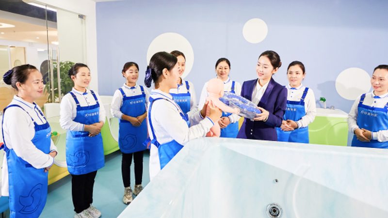 小标题：服务套餐，价格不是唯一标准
